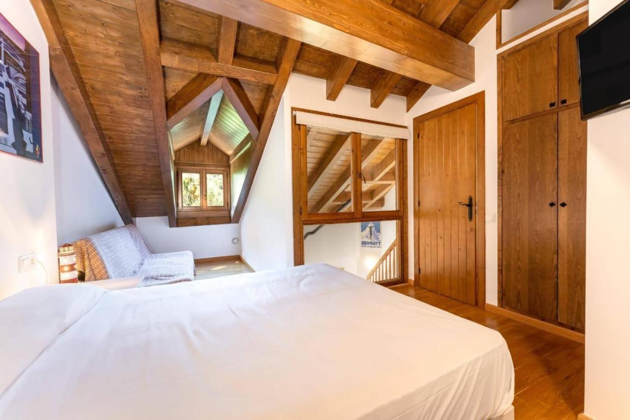 Apartamentsaloriaburg Farrera Luaran gambar