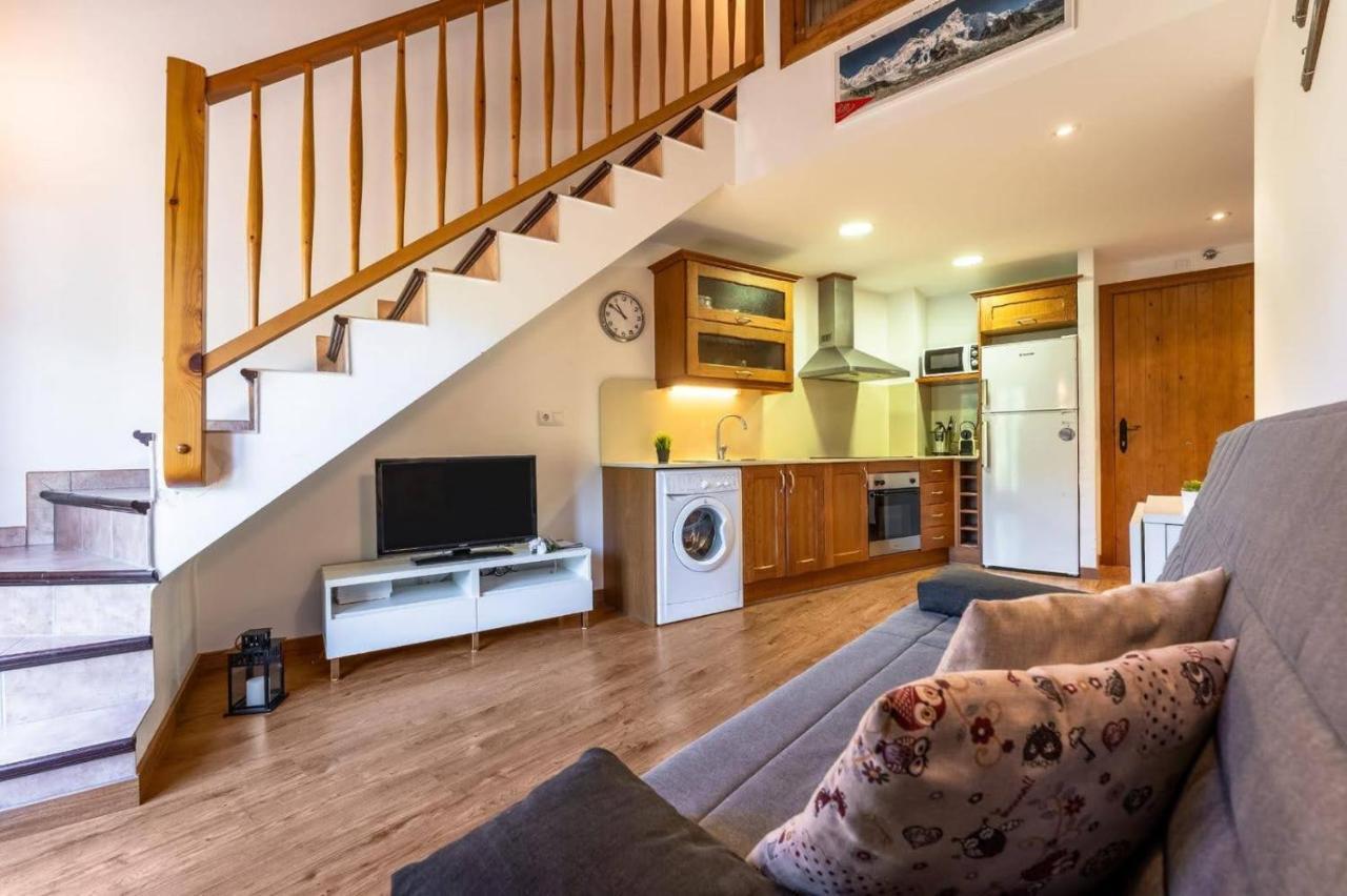 Apartamentsaloriaburg Farrera Luaran gambar